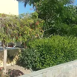 Summer Days מלון דירות פליראקי