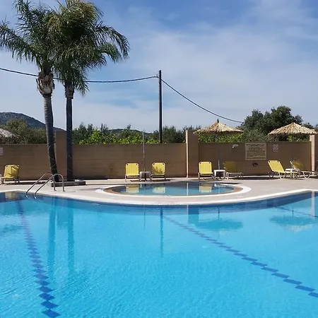 Aparthotel Summer Days 4*