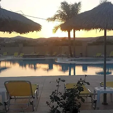 Aparthotel Summer Days 4*