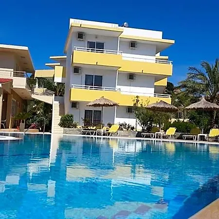Summer Days Aparthotel 4*