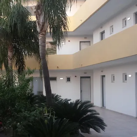 Summer Days Aparthotel