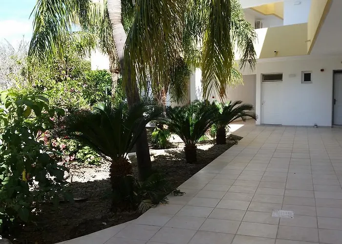 Summer Days Apart-hotel 4*